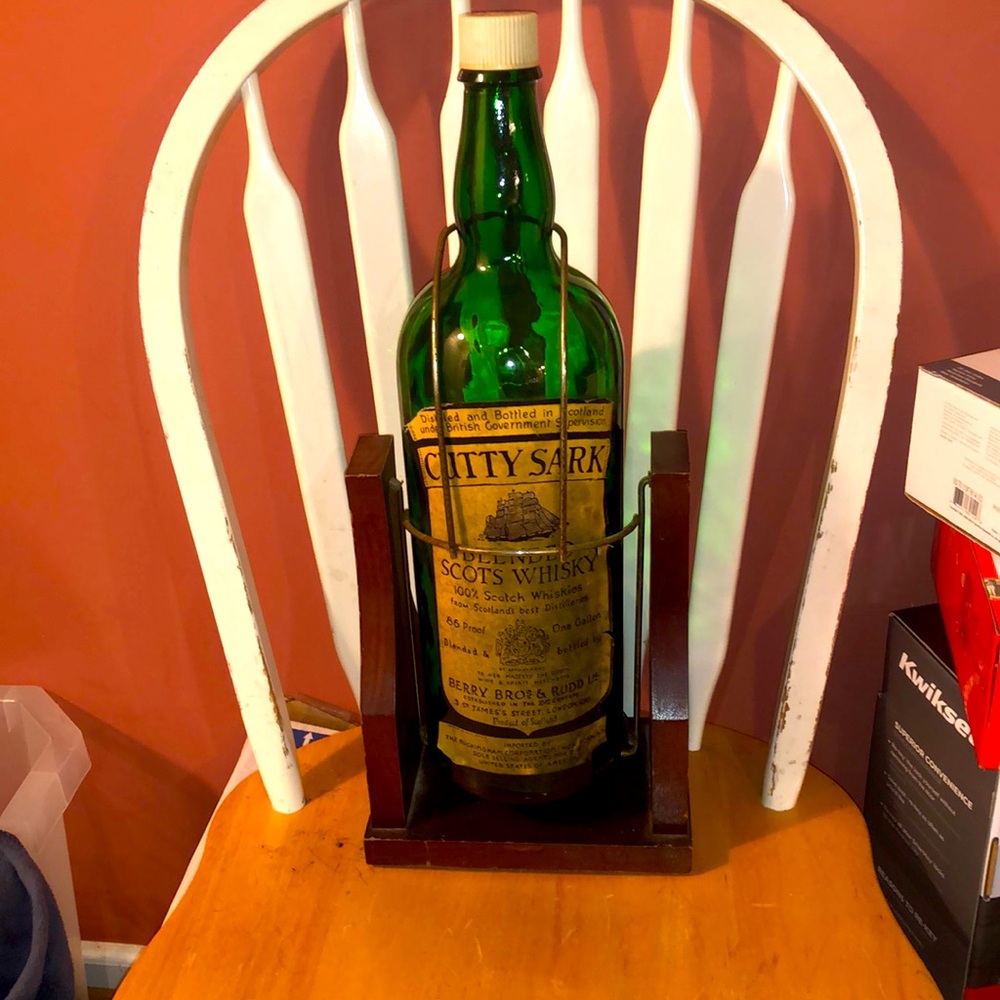 City sark whiskey bottle from Scotland